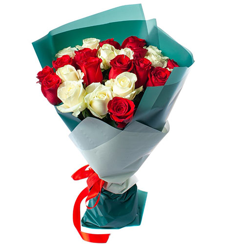 Фото товара 25 роз красных и белых в Каменец-Подольском