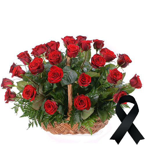 Фото товара 36 красных роз в корзине в Каменец-Подольском